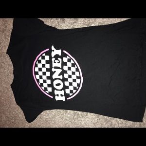 Shirt sleeve tee